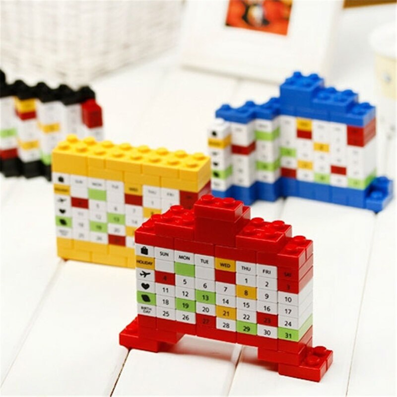 Offisupply™ - Lego-Style Desk Calendar Ideal for Offices